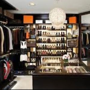 Meet your Posher, Lori